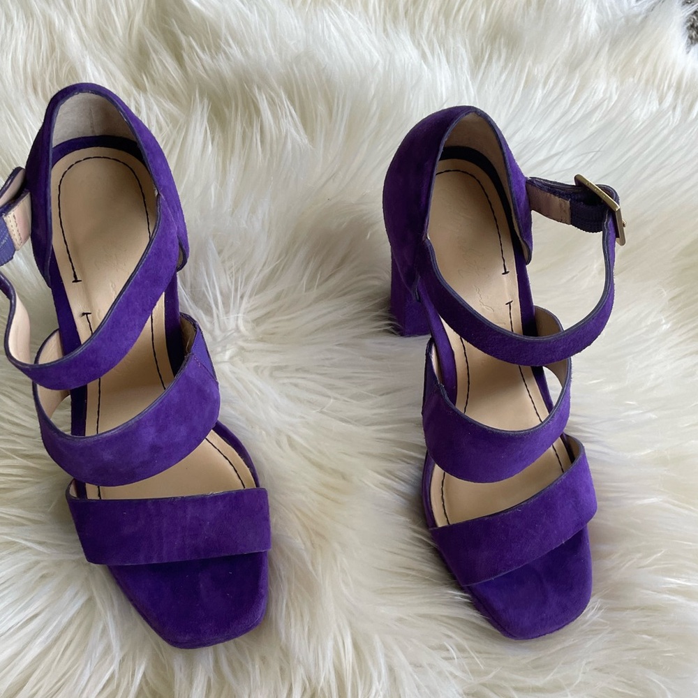 Elizabeth and James Purple Platforms